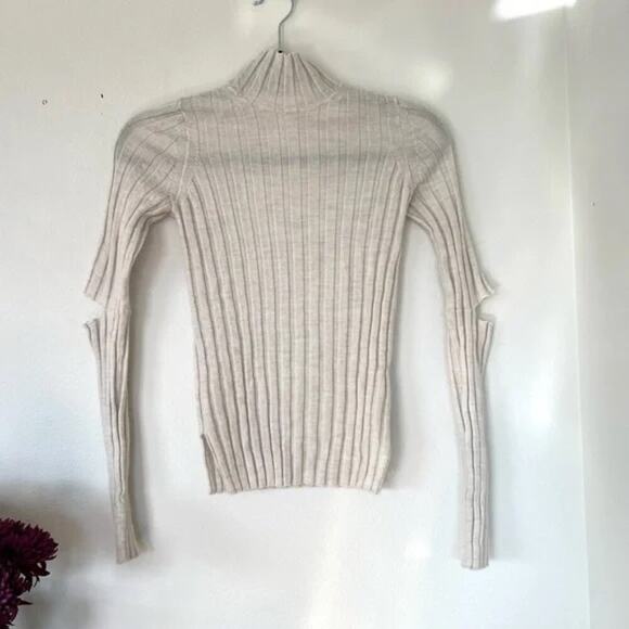 Helmut Lang Wool Lightweight Ribbed Cutout Top - Picture 2 of 6